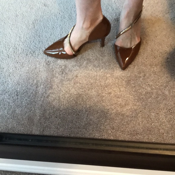 Pumps - Picture 6 of 8